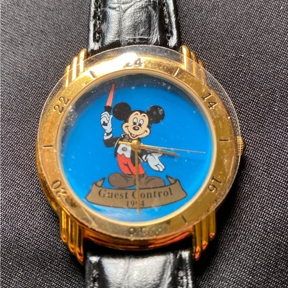 Disney 1994 Mickey Watch and Pin Set, Numbered, Limited Edition, Collectible - Picture 12 of 16